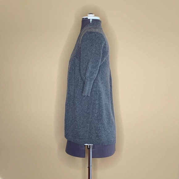 BCBGMAXAZRIA Marbled Gray Drape Open Sweater - Picture 5 of 7